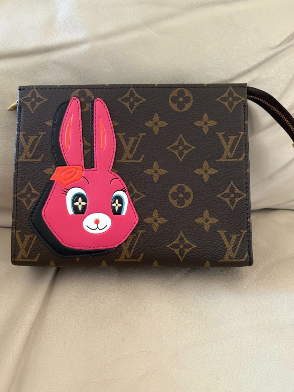 New Luxury Zippy Bunny Tan and Brown Zip Clutch Pouch Made in France